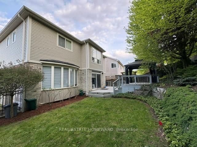 225 Ridgemere Court thumbnail 34