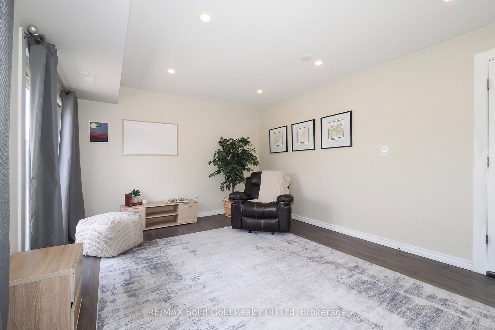 288 Albert Street, Unit 208 thumbnail 18