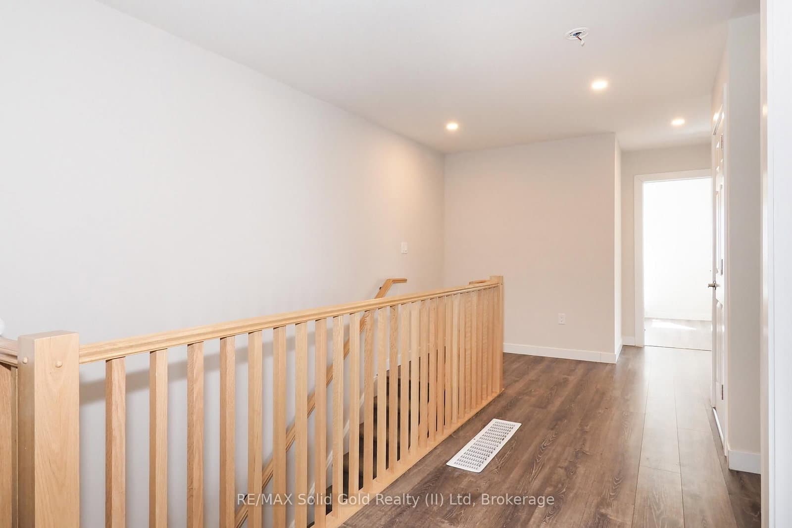 288 Albert Street, Unit 208 thumbnail 26