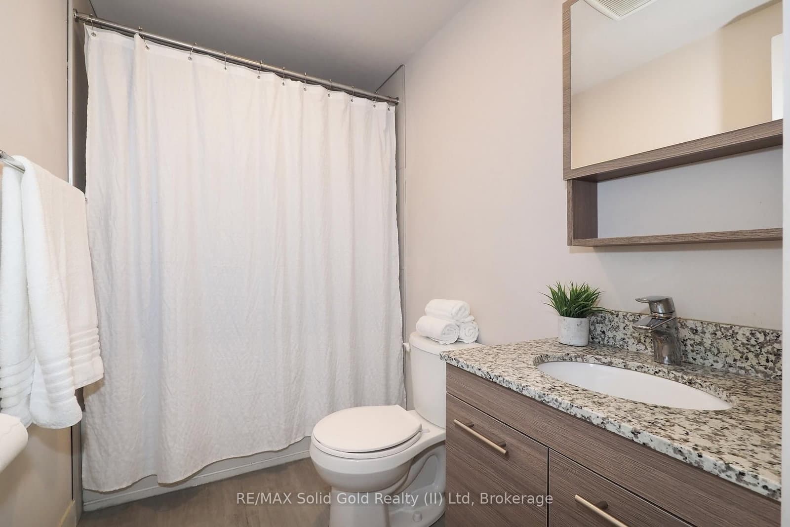 288 Albert Street, Unit 208 thumbnail 37