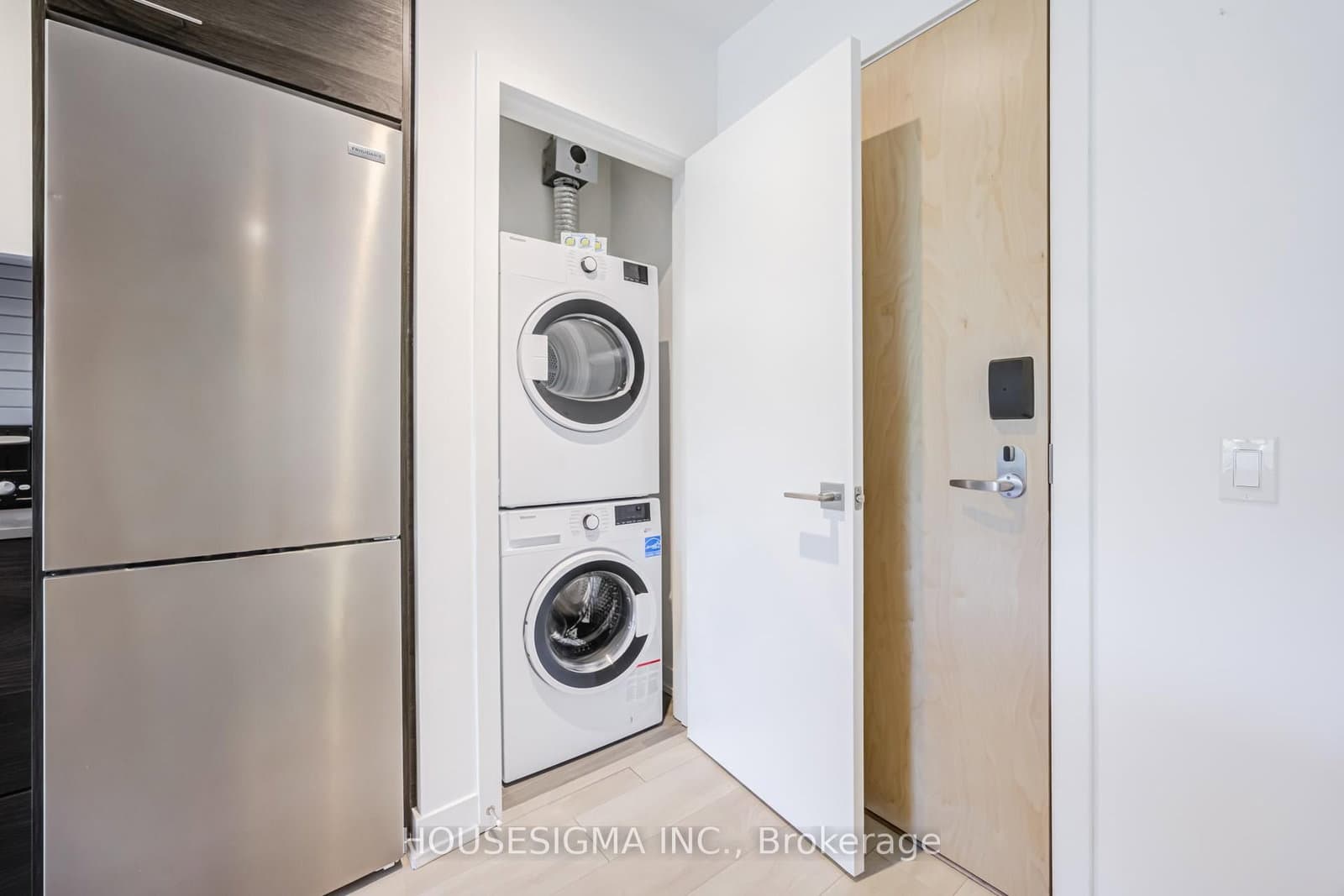 120 Carrick Trail, Unit 313 thumbnail 26