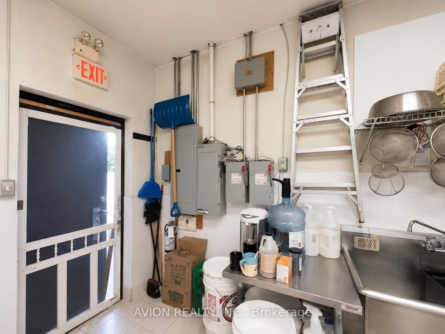 1400 WEBER Street E, Unit B6 thumbnail 13