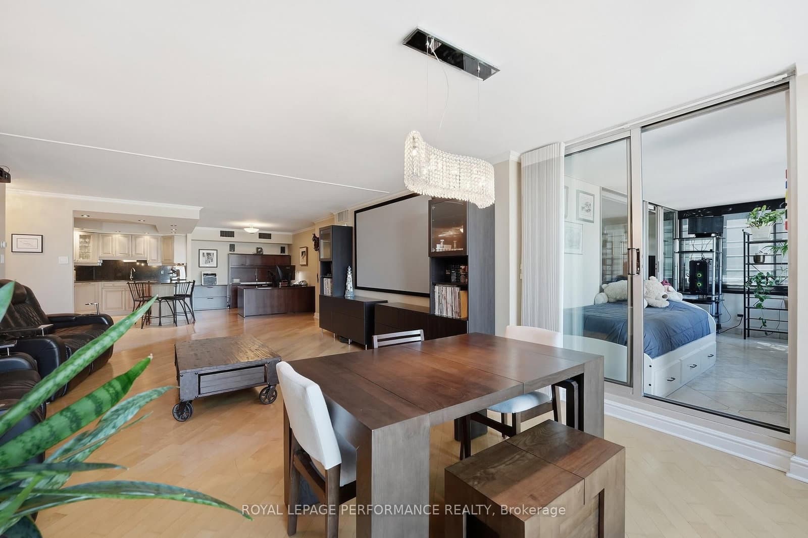 160 George Street, Unit 1601 thumbnail 13