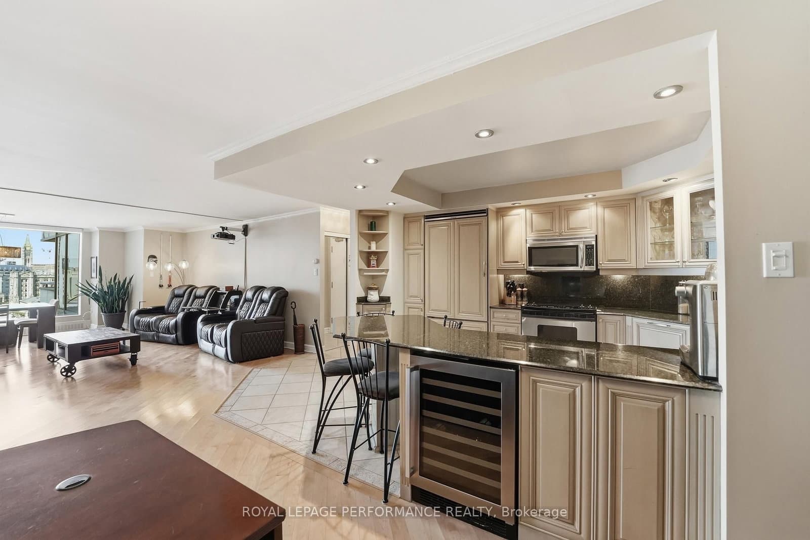 160 George Street, Unit 1601 thumbnail 16