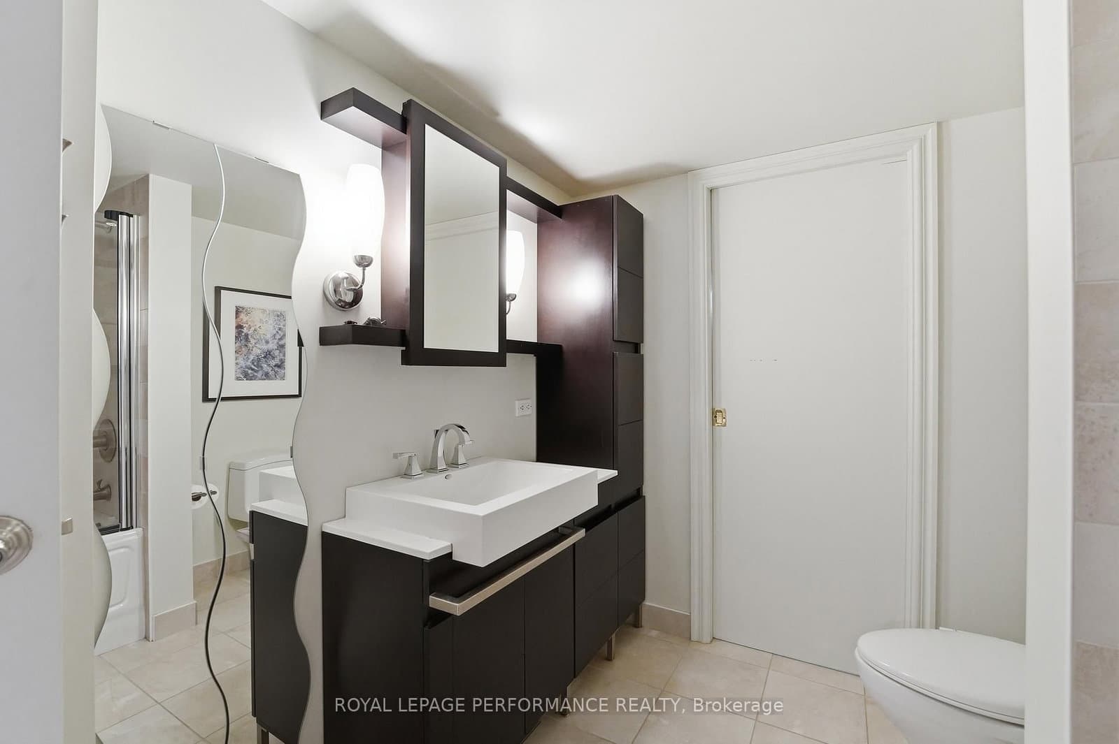 160 George Street, Unit 1601 thumbnail 33