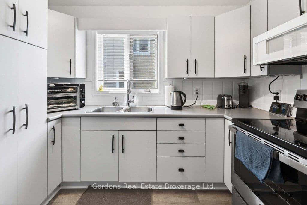 21 Wellington Crescent thumbnail 25