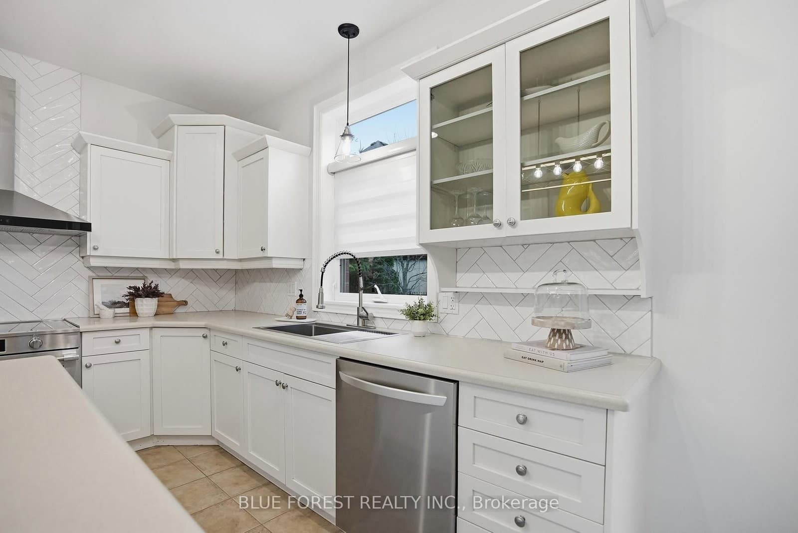 7222 Clayton Walk, Unit 5 thumbnail 17