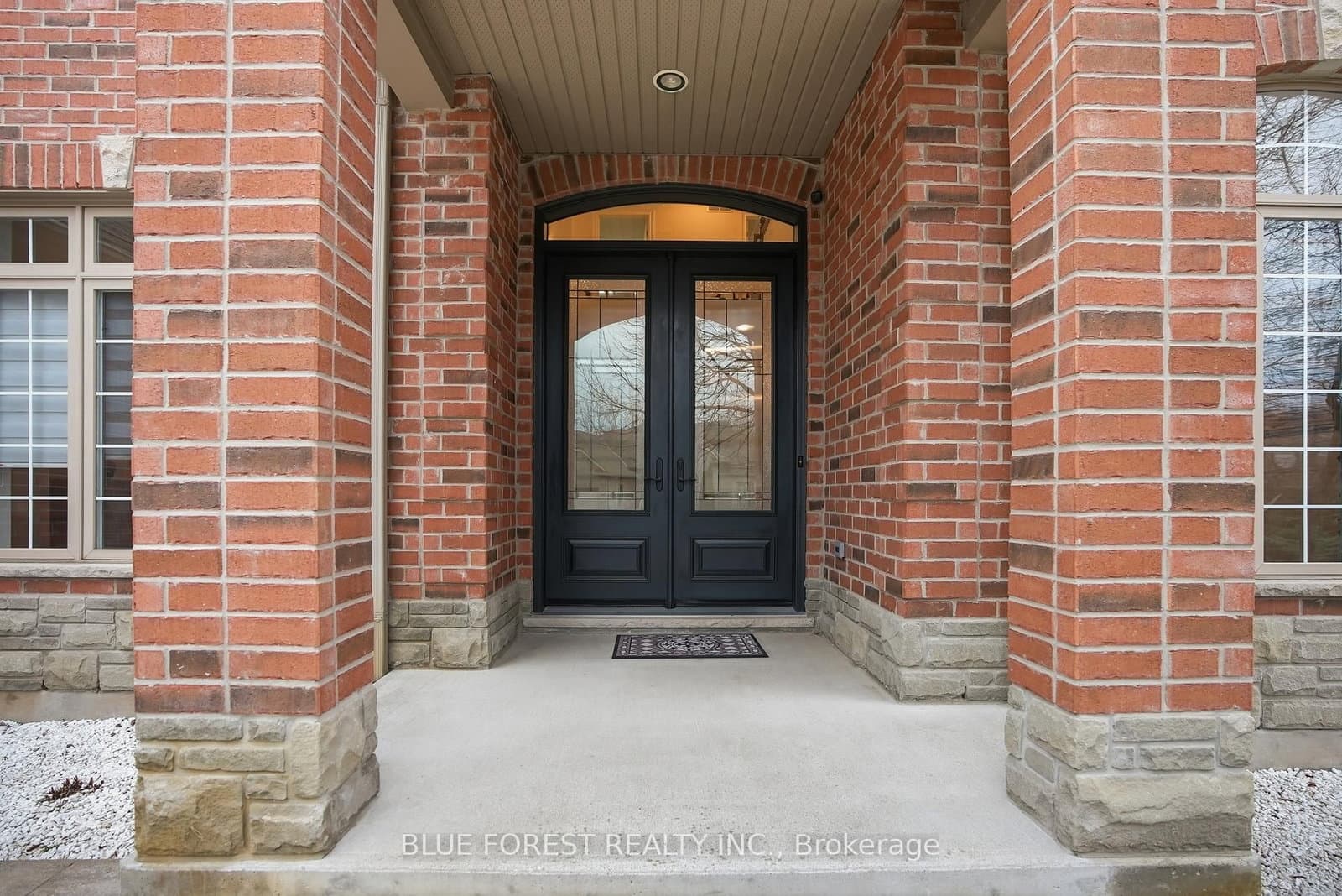 7222 Clayton Walk, Unit 5 thumbnail 4
