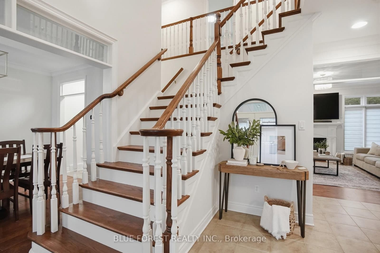 7222 Clayton Walk, Unit 5 thumbnail 6