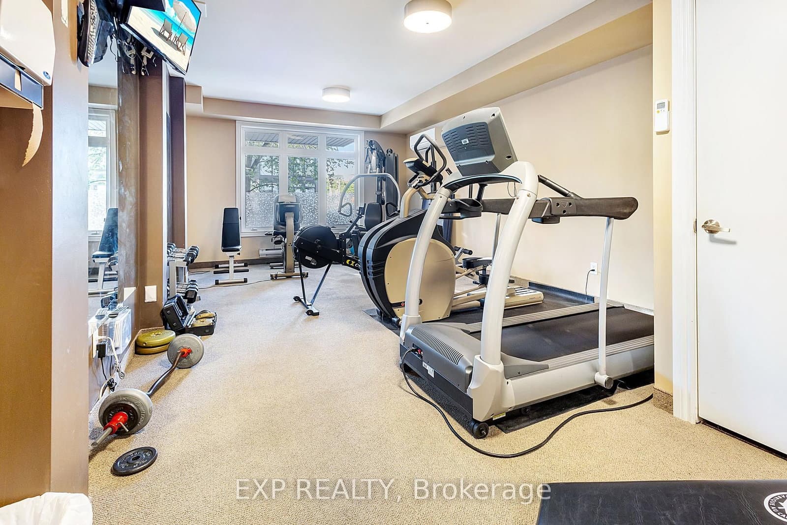 323 Winona Avenue, Unit 10 thumbnail 6