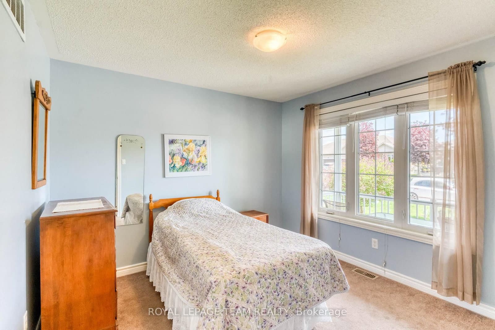 511 Kilburn Street thumbnail 18