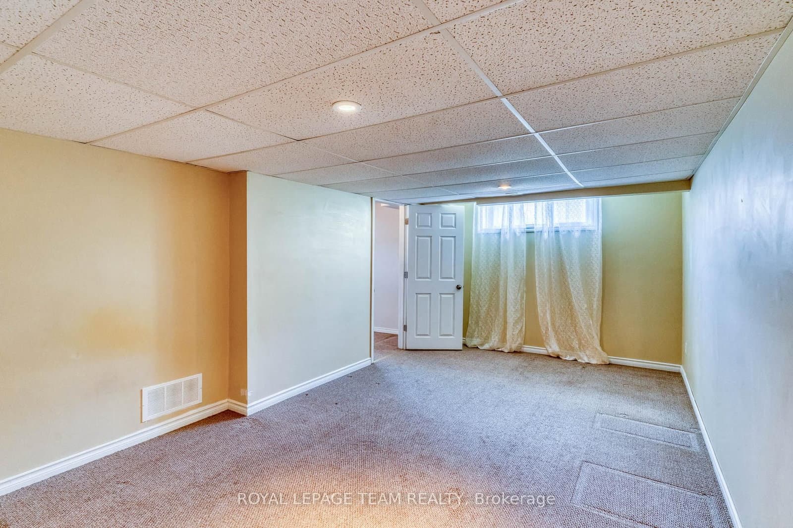 511 Kilburn Street thumbnail 22