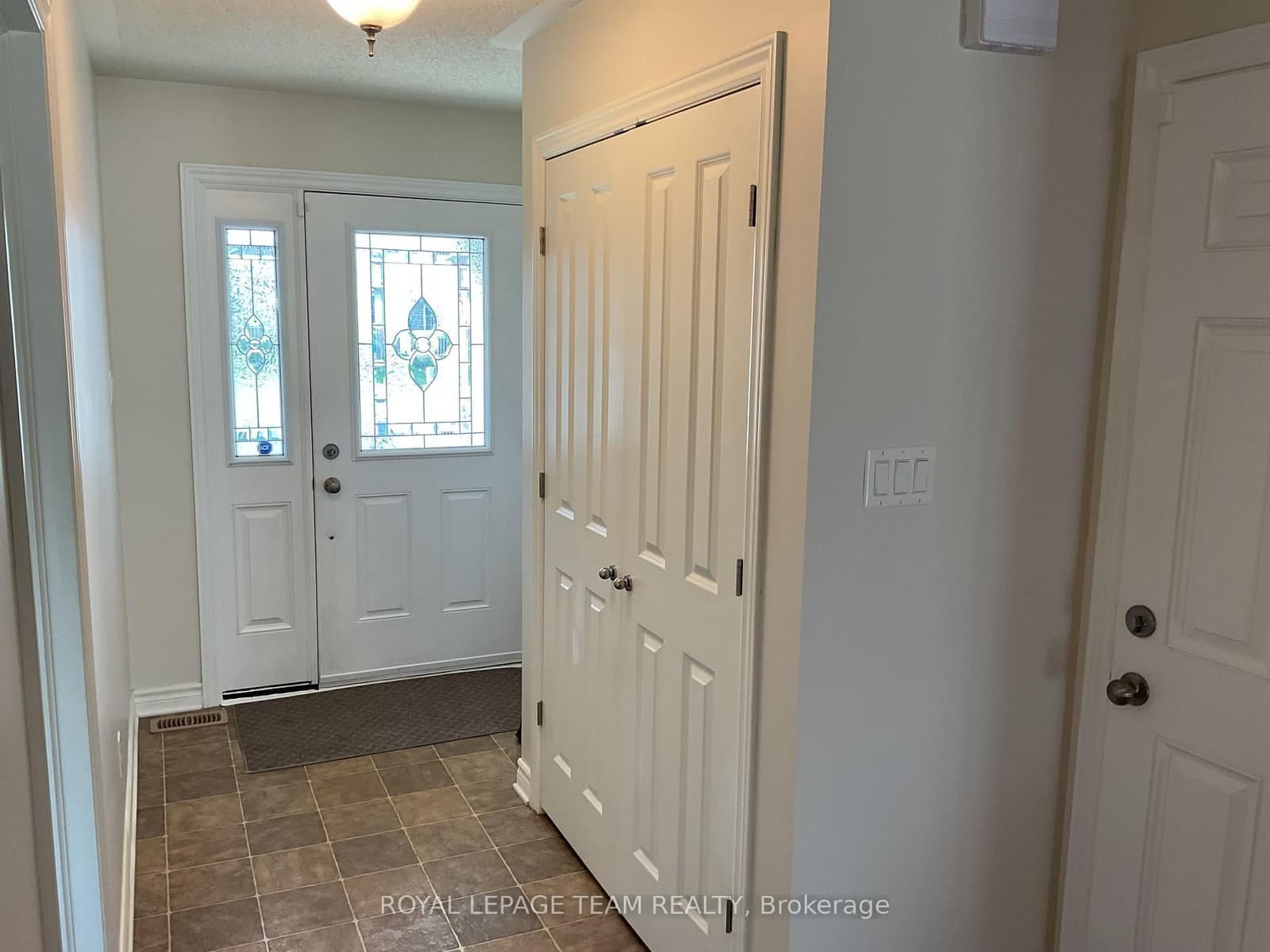 511 Kilburn Street thumbnail 6