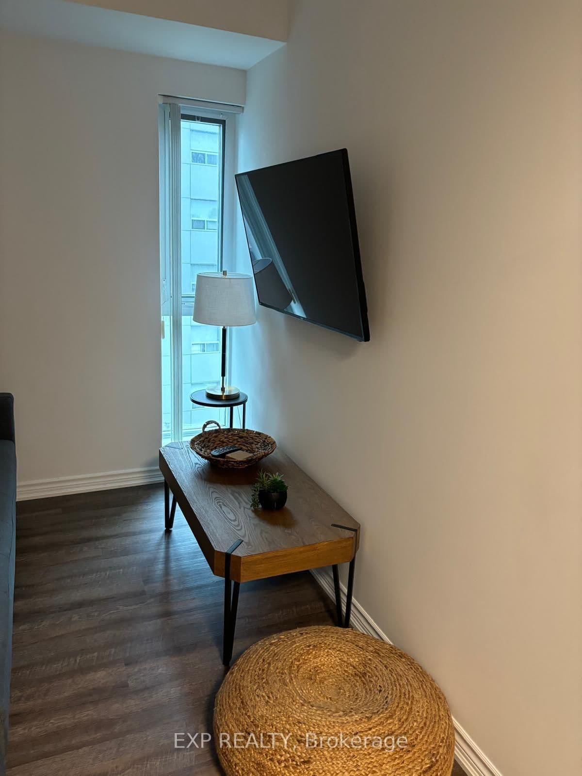 158 King Street, Unit 603 thumbnail 3
