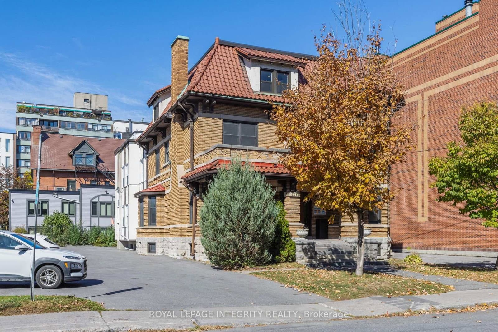307 Gilmour Street thumbnail 2