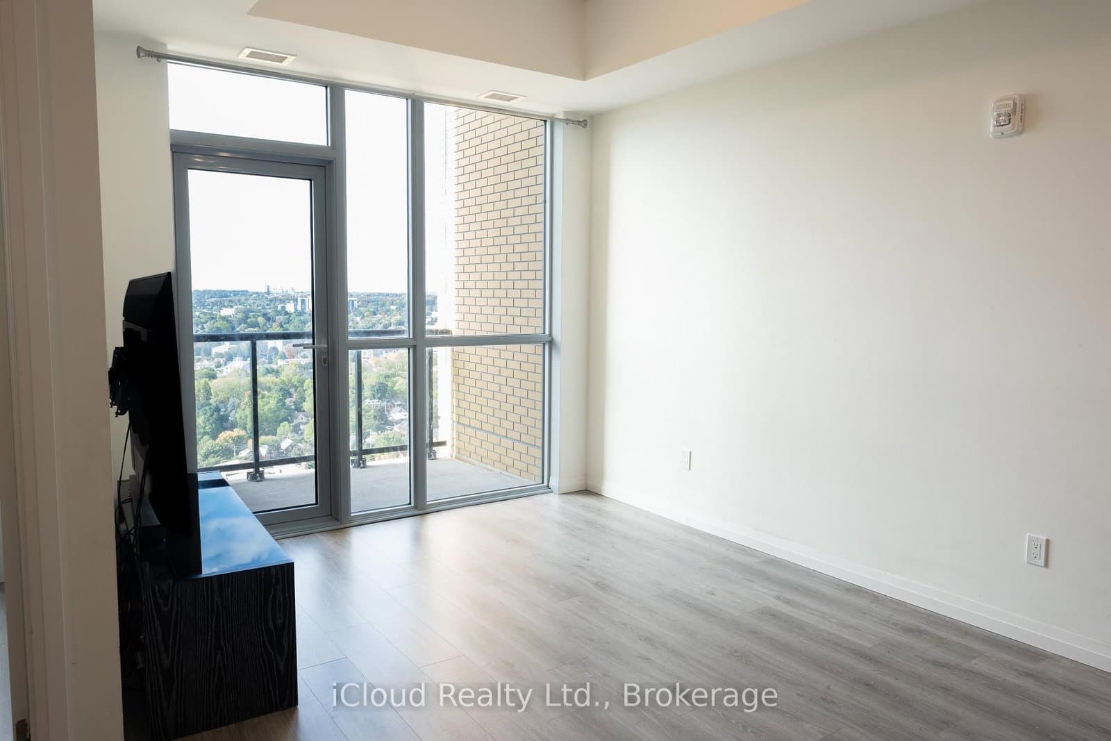 108 Garment Street, Unit PH 2707 thumbnail 7