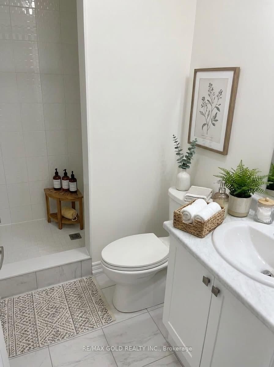 90 Grassbourne Avenue thumbnail 12