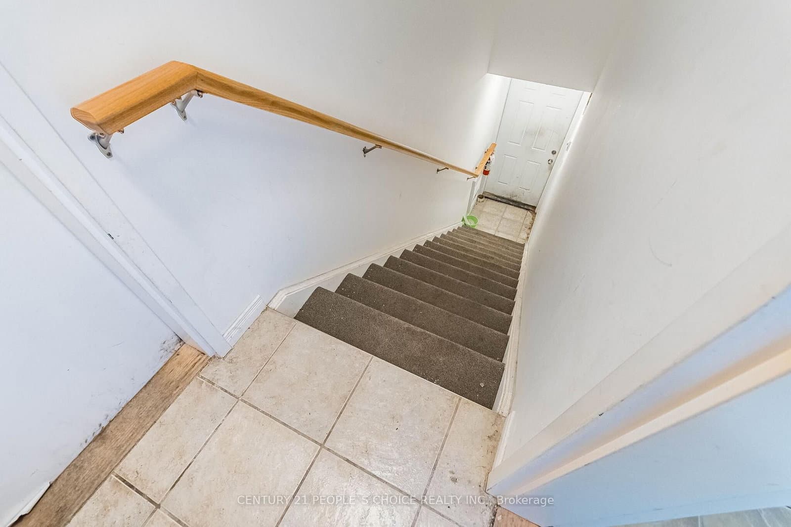 35 Mountford Drive, Unit 9 thumbnail 38