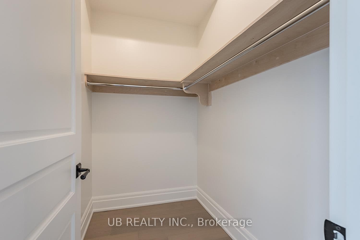 1451 WELLINGTON Street W, Unit 202 thumbnail 19