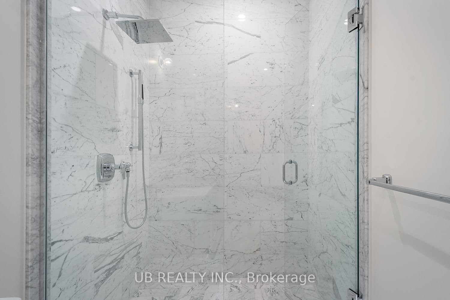 1451 WELLINGTON Street W, Unit 202 thumbnail 23