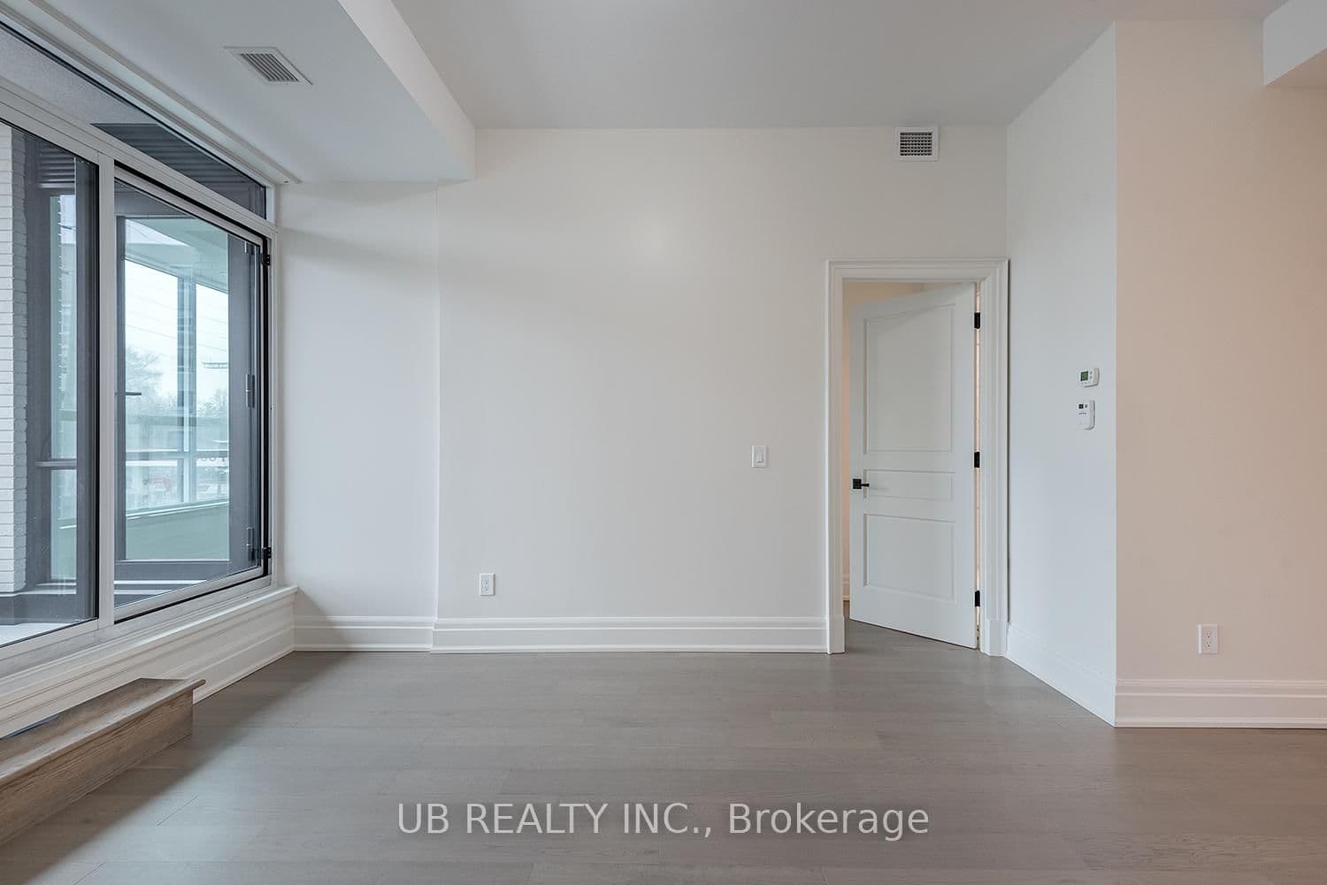 1451 WELLINGTON Street W, Unit 202 thumbnail 26