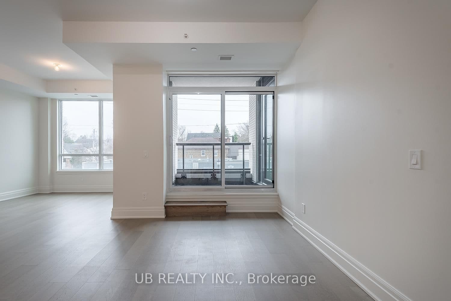 1451 WELLINGTON Street W, Unit 202 thumbnail 7