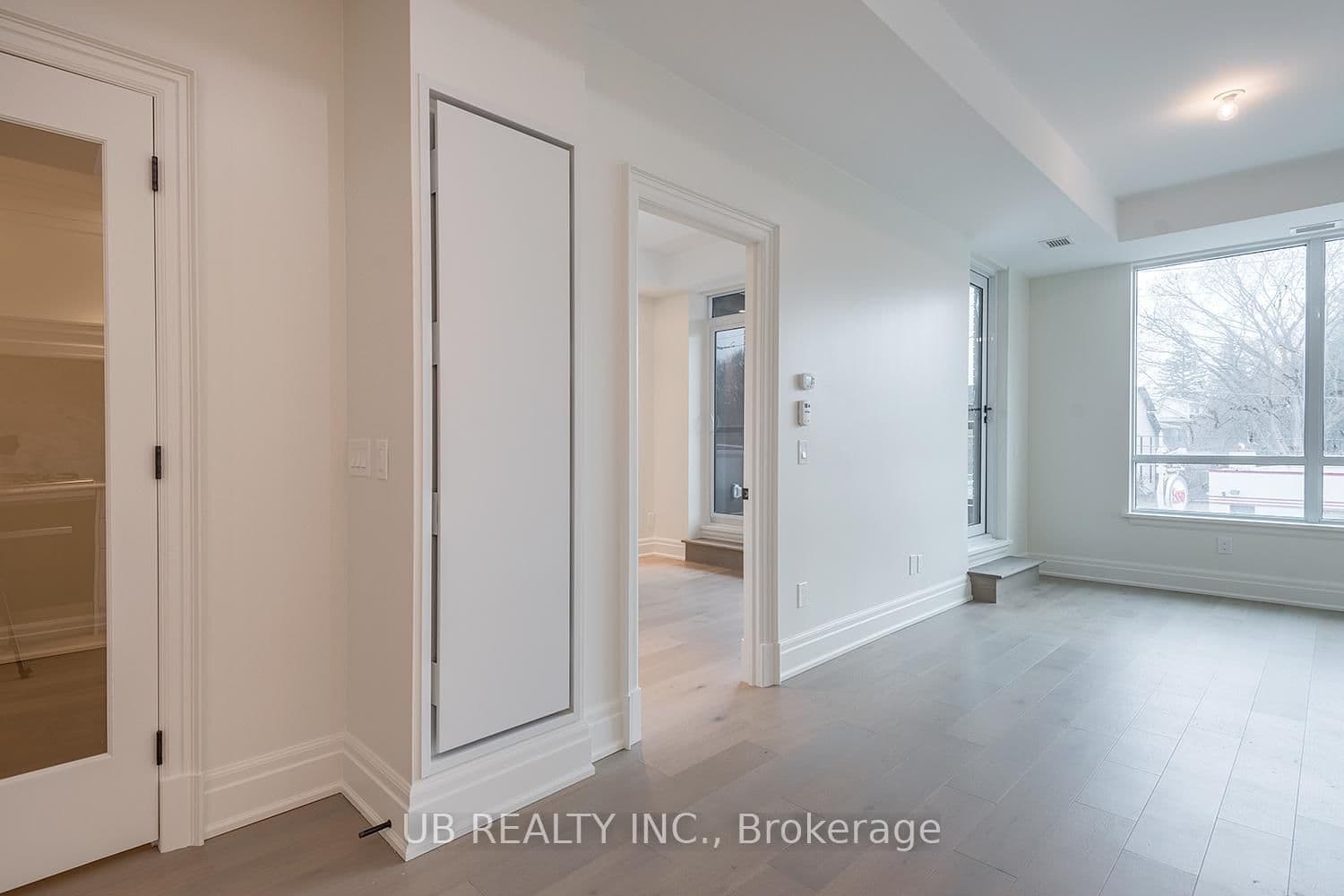 1451 WELLINGTON Street W, Unit 205 thumbnail 6