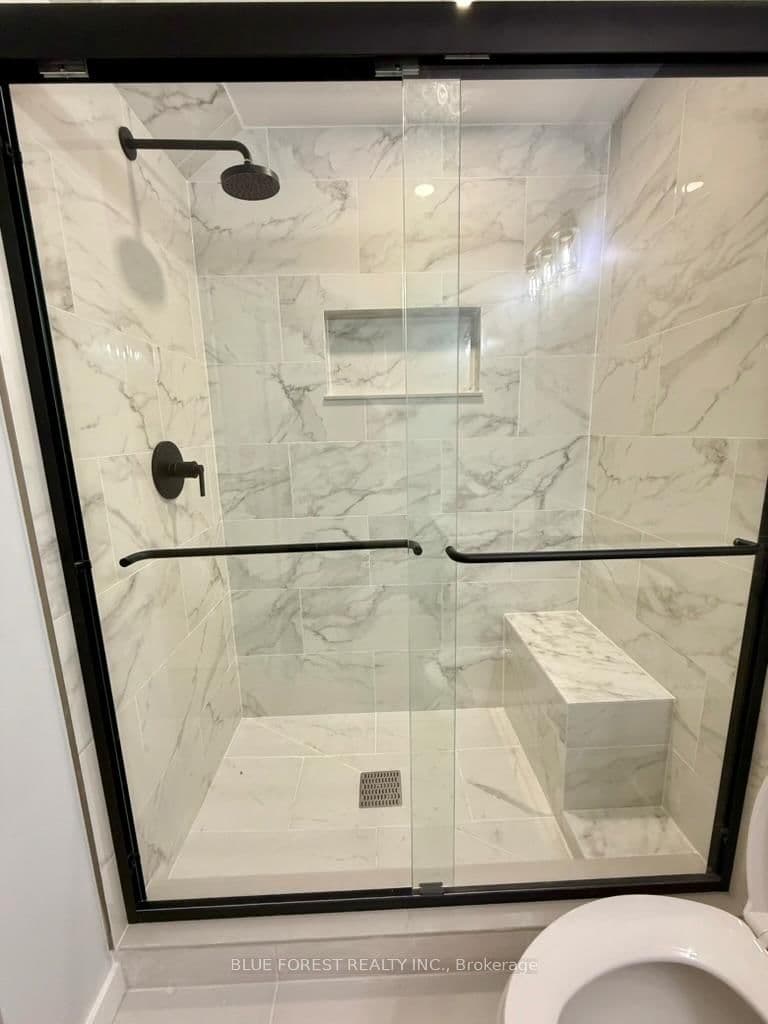 1458 Wright Crescent thumbnail 16