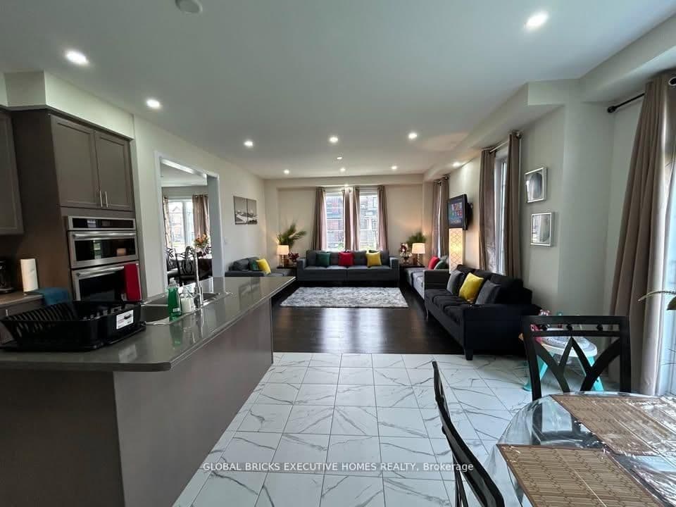 91 Higgins Avenue thumbnail 4