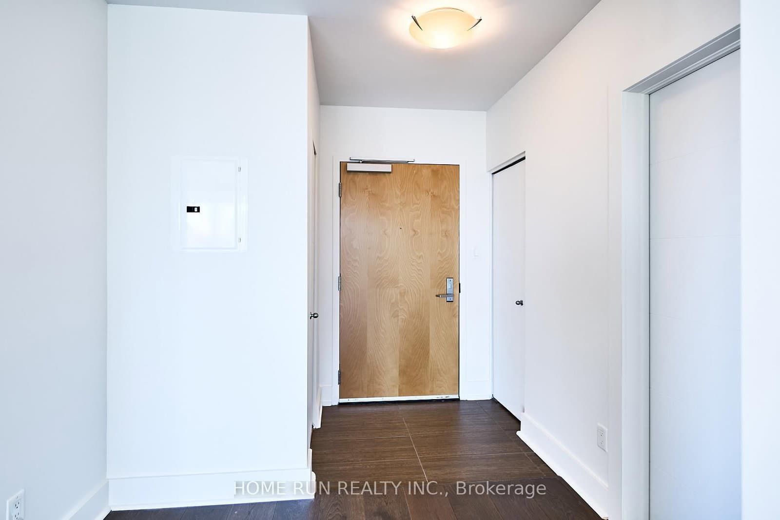 40 Nepean Street, Unit 2703 thumbnail 5