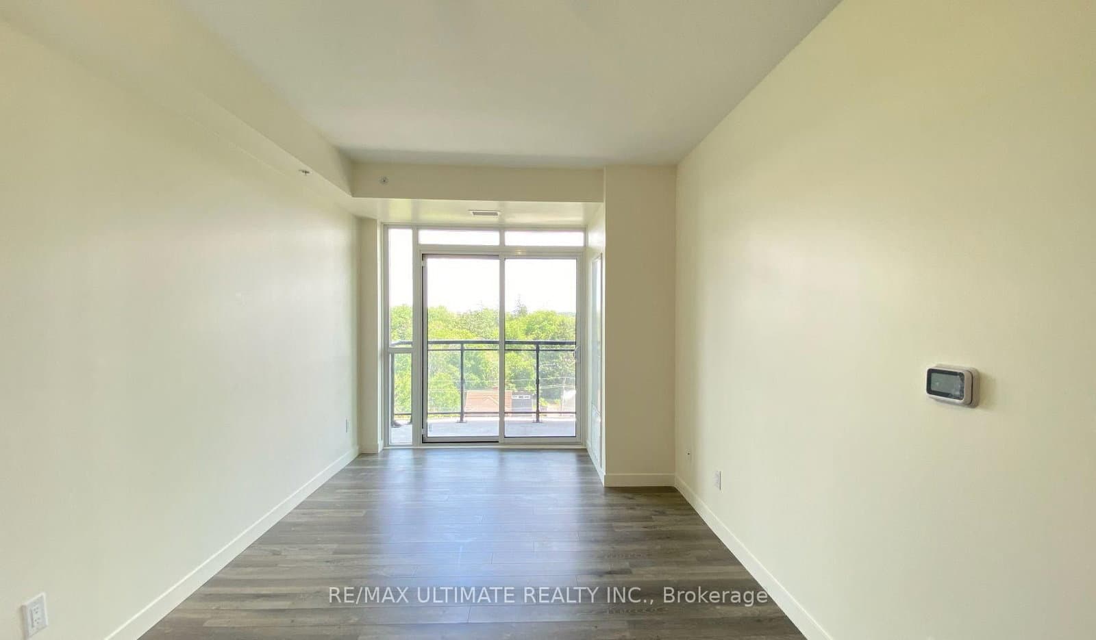 128 King Street N, Unit 710 thumbnail 13
