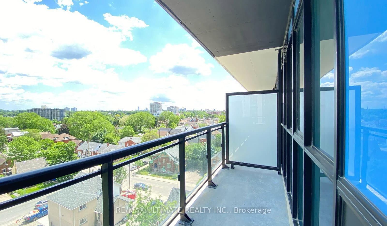 128 King Street N, Unit 710 thumbnail 20
