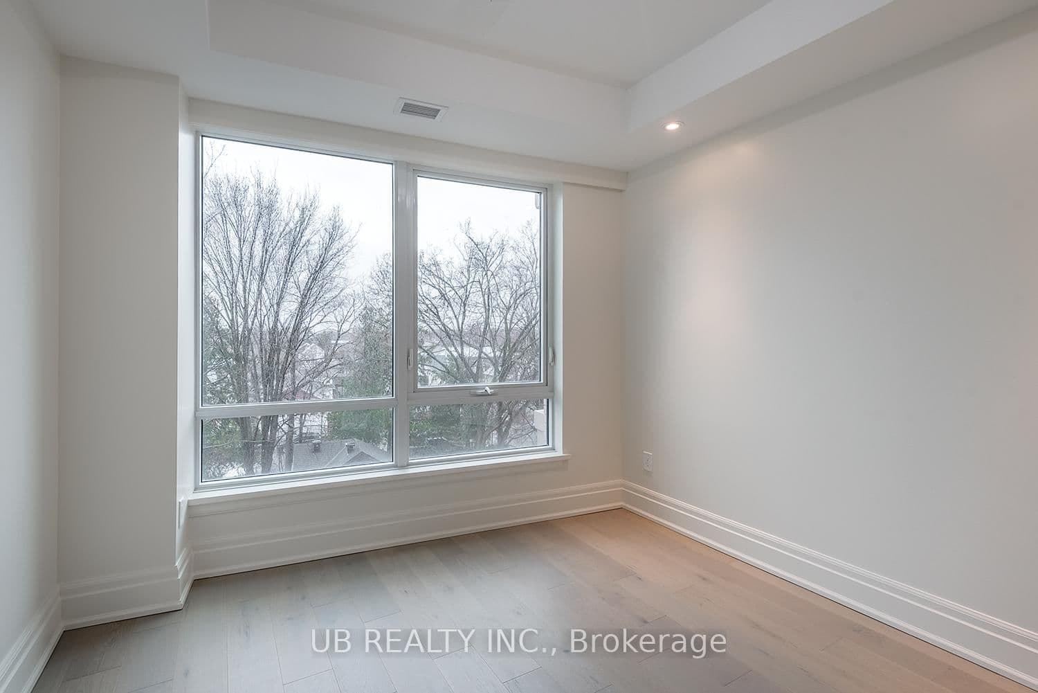 1451 WELLINGTON Street W, Unit 311 thumbnail 6