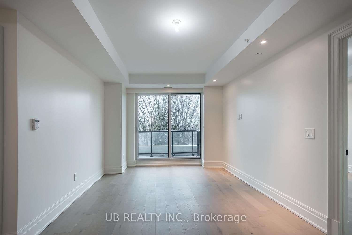 1451 WELLINGTON Street W, Unit 311 thumbnail 8