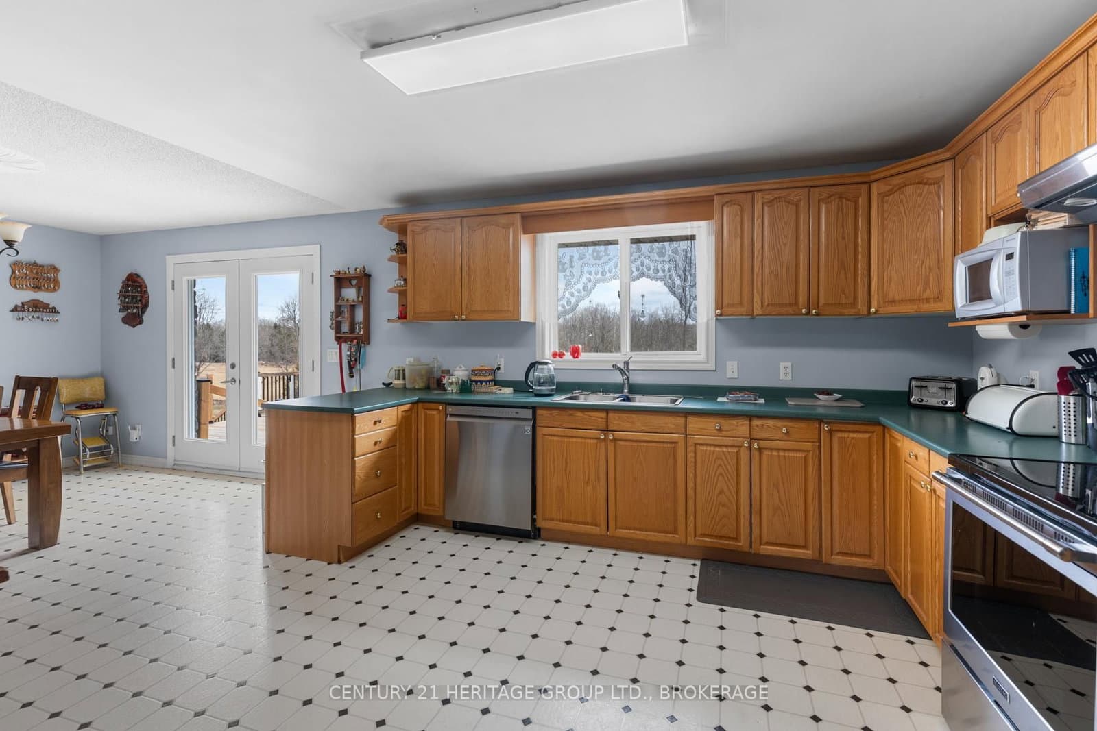 191 Emerson Road thumbnail 23