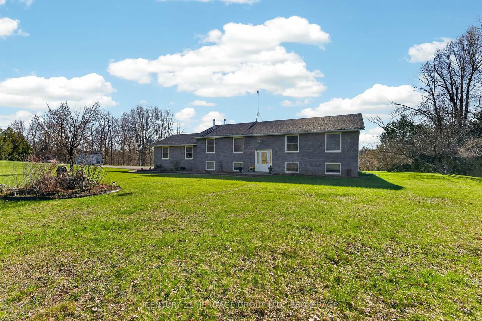 191 Emerson Road thumbnail 5
