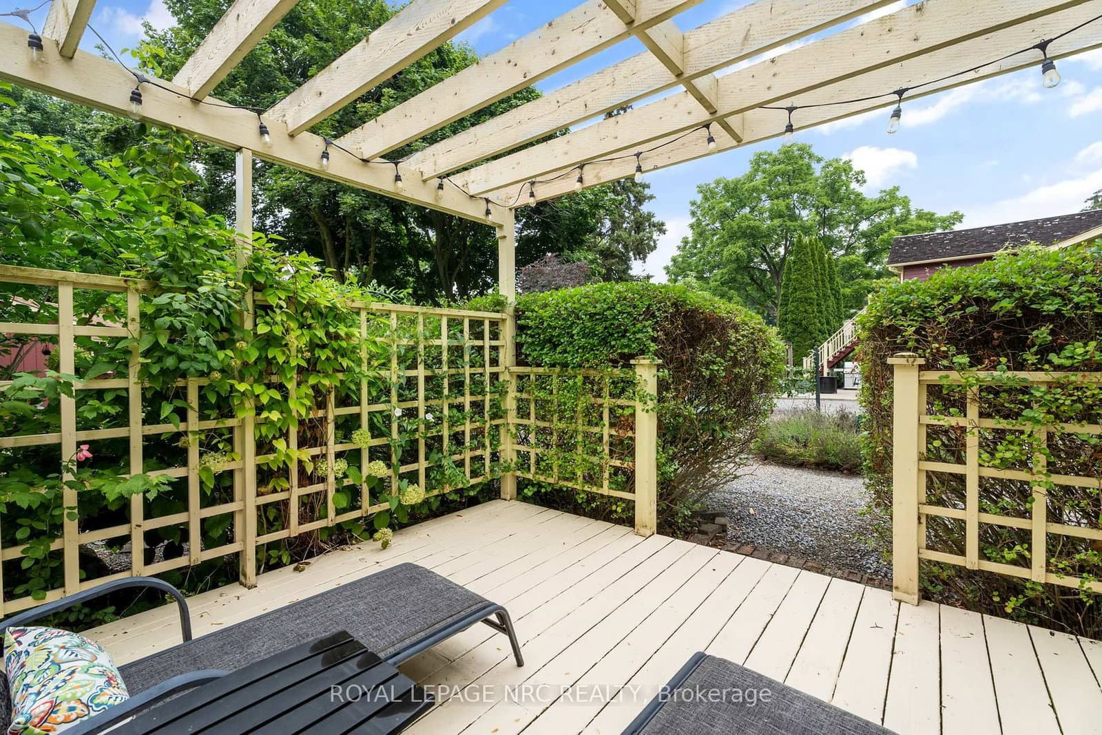307 Mississagua Street thumbnail 26