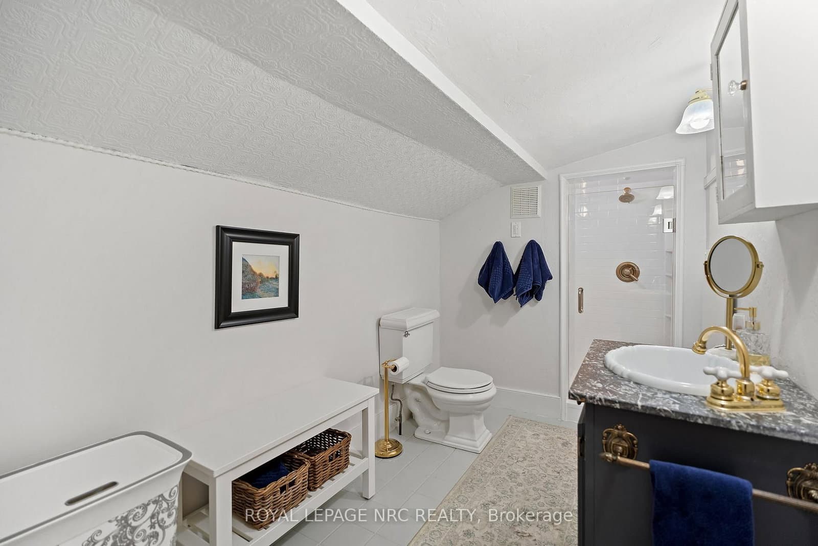 307 Mississagua Street thumbnail 9