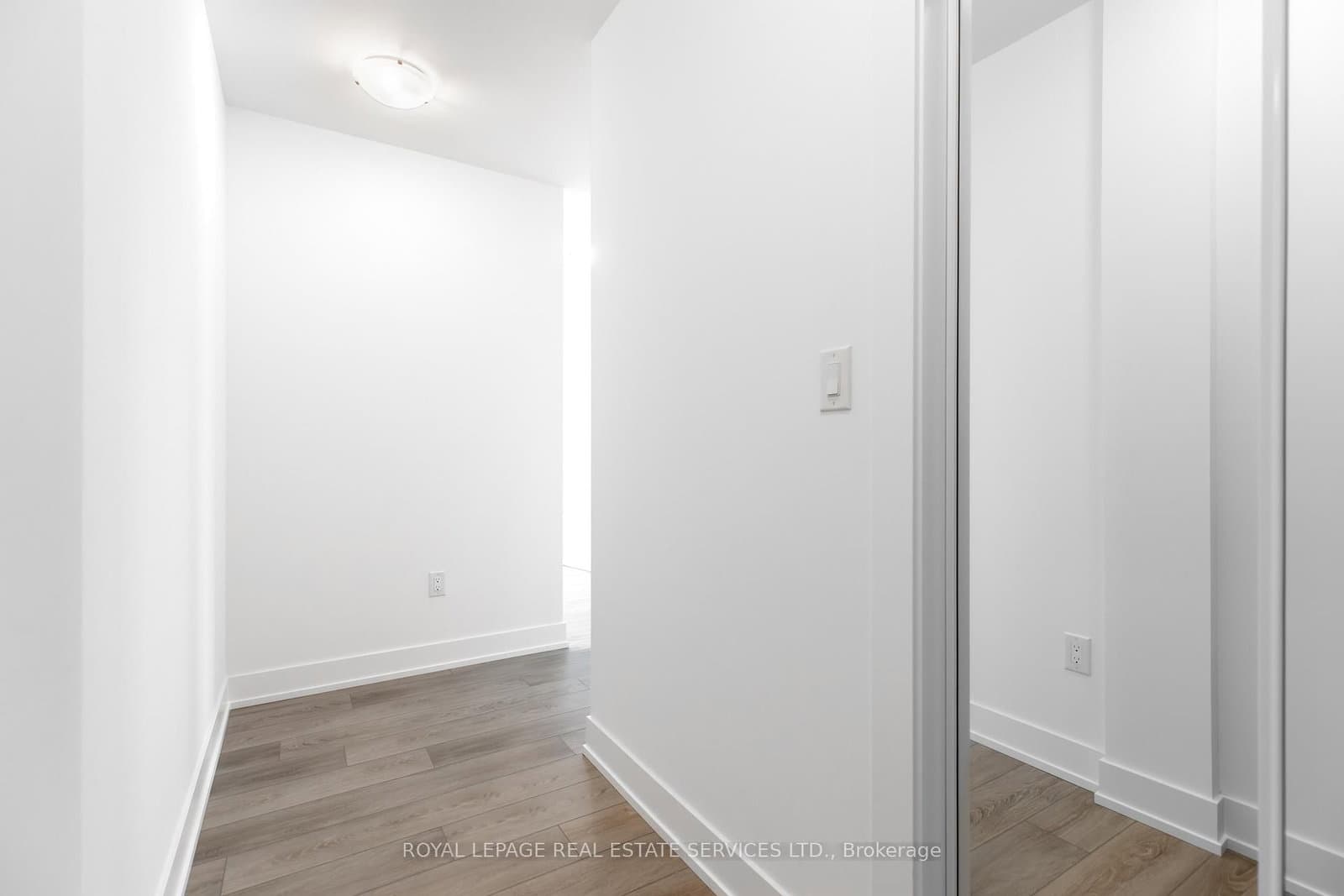 470 Dundas Street E, Unit 1211 thumbnail 19