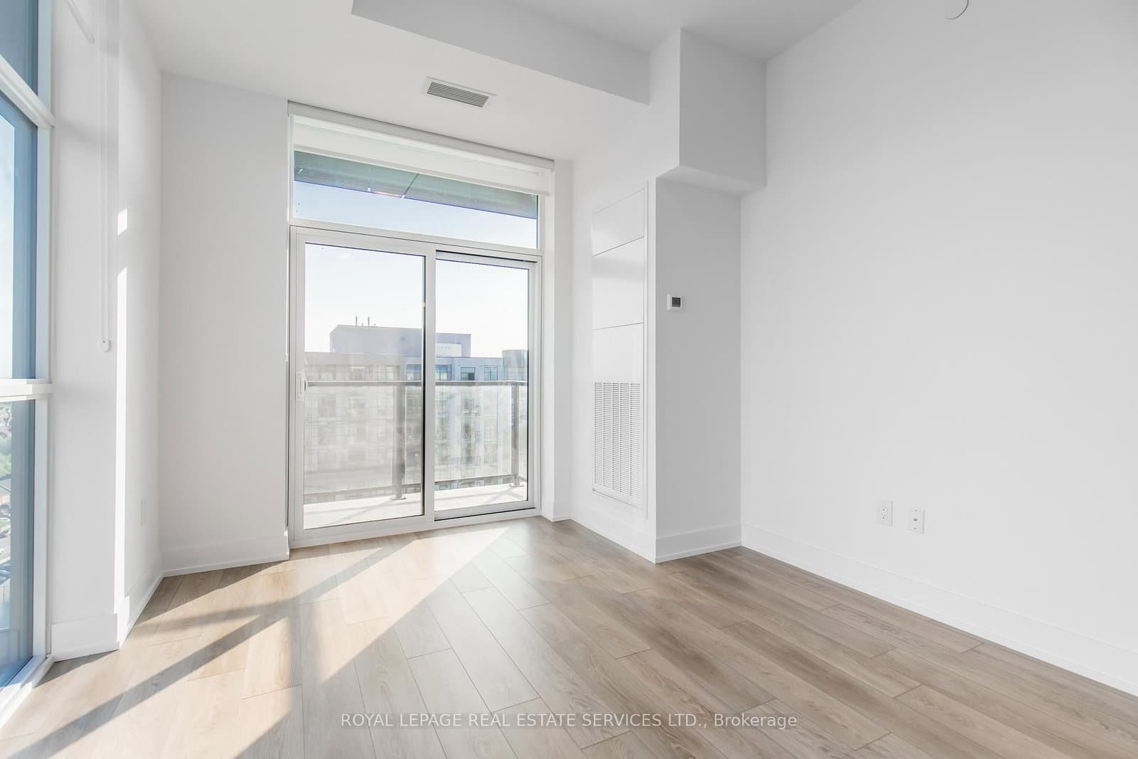 470 Dundas Street E, Unit 1211 thumbnail 24