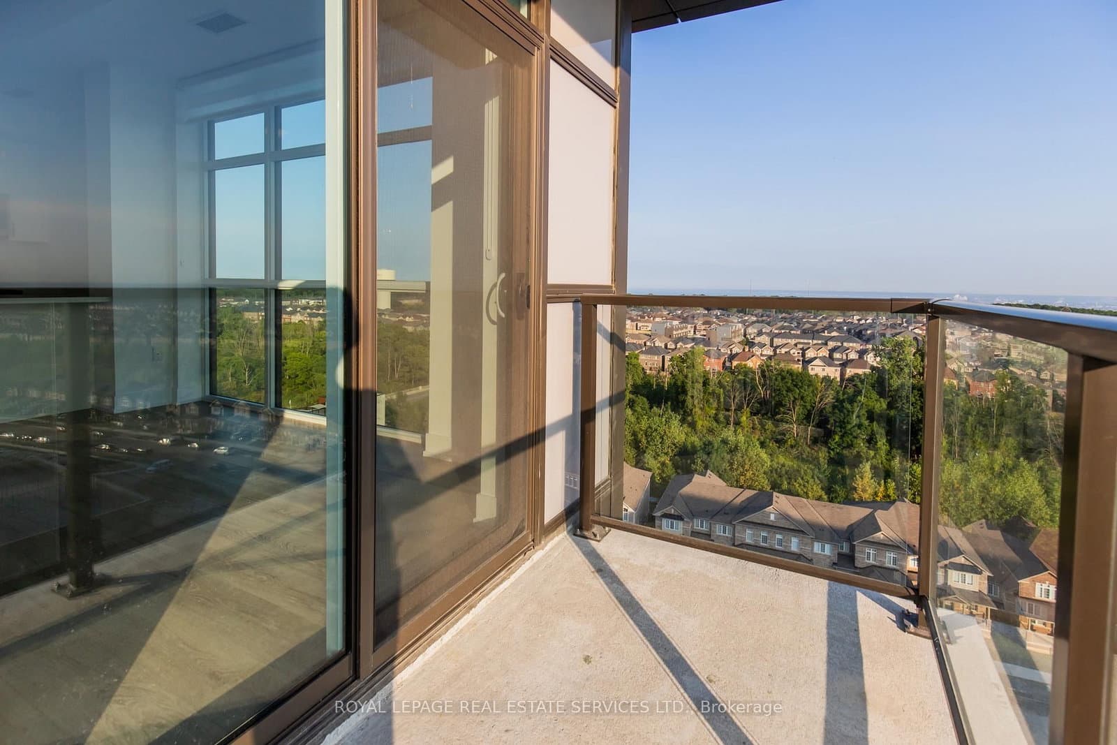 470 Dundas Street E, Unit 1211 thumbnail 25