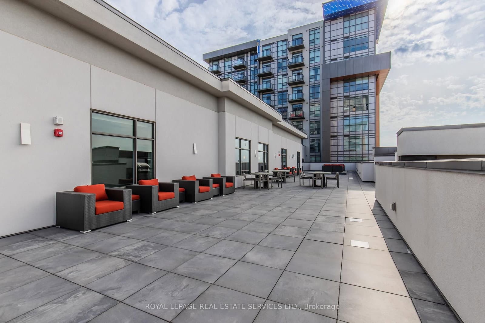 470 Dundas Street E, Unit 1211 thumbnail 42