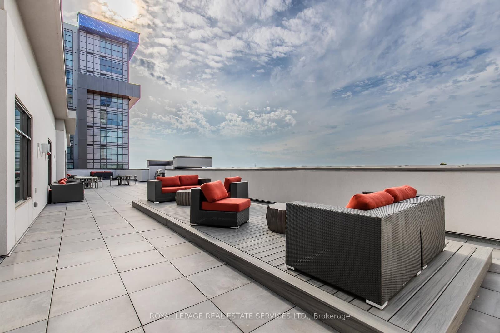 470 Dundas Street E, Unit 1211 thumbnail 43