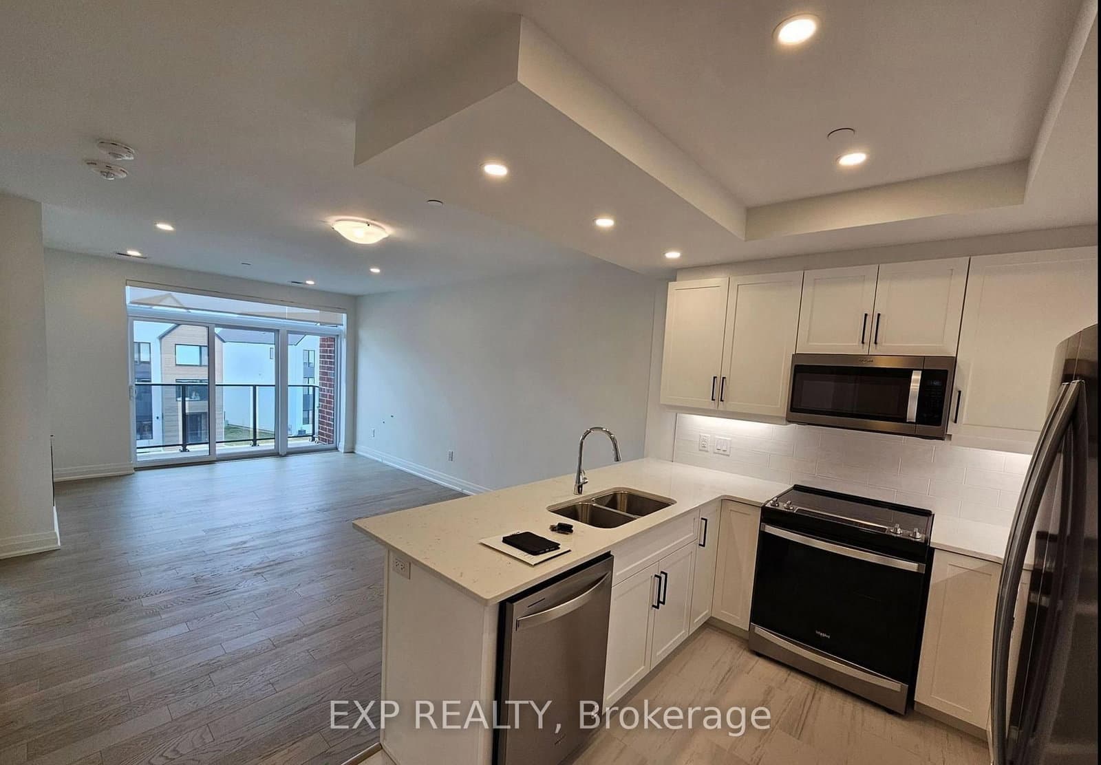 1975 Fountain Grass Drive, Unit 314 thumbnail 4