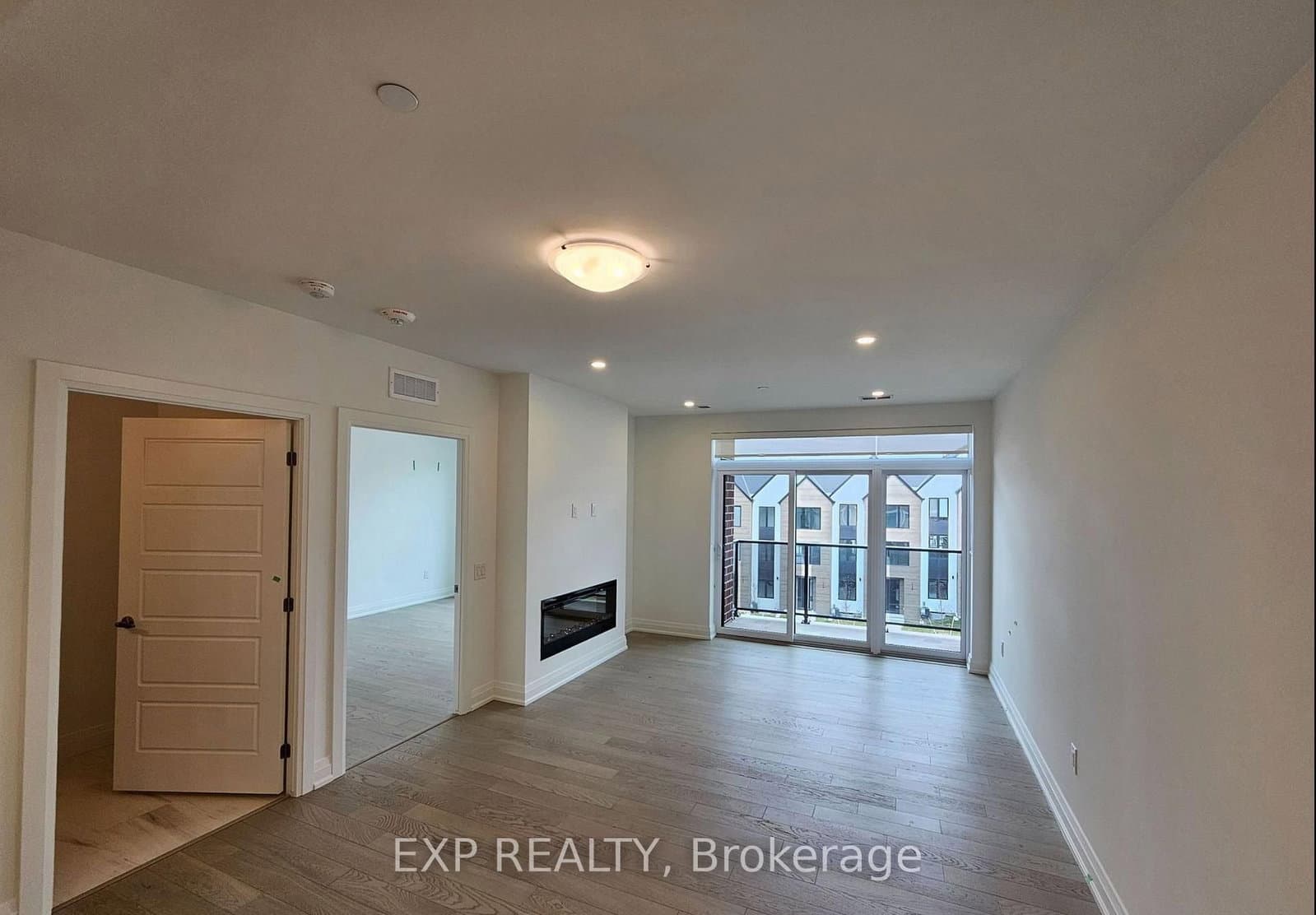 1975 Fountain Grass Drive, Unit 314 thumbnail 6