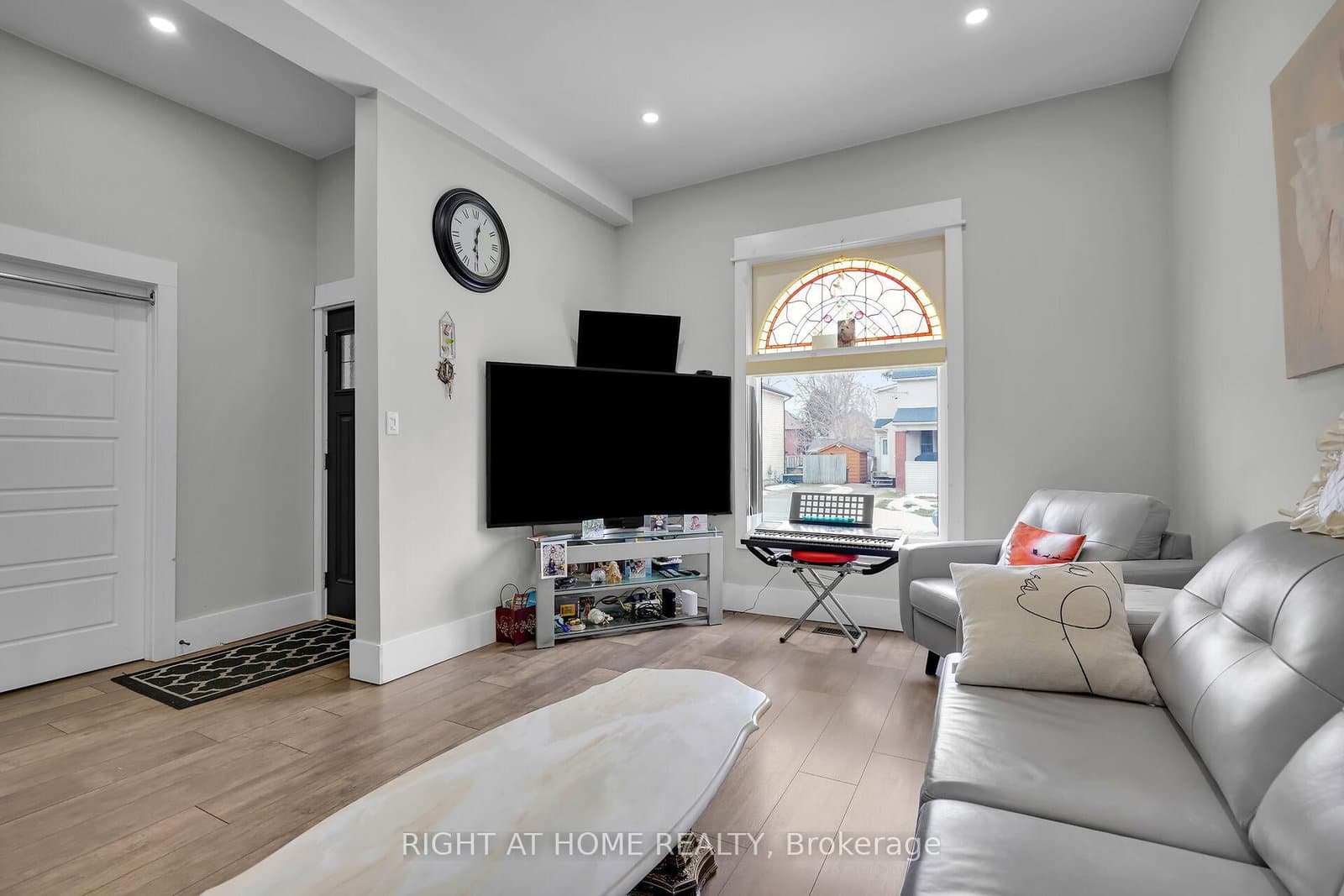 7 Myrtle Street thumbnail 5
