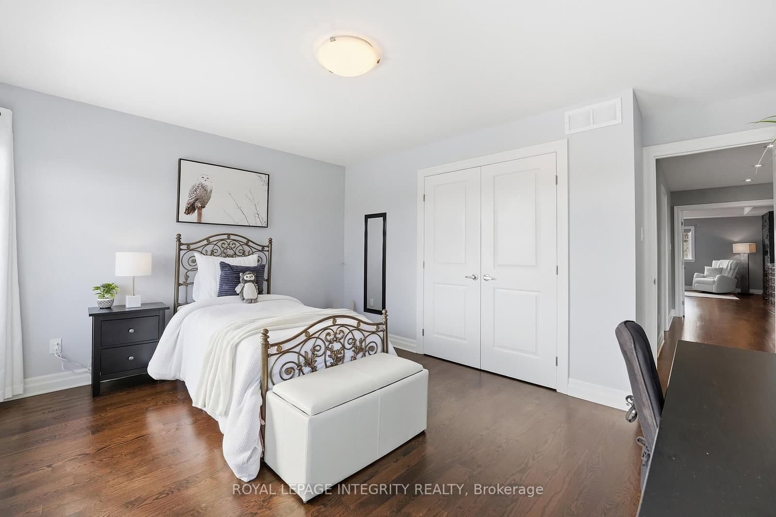 476 Ancaster Avenue thumbnail 25