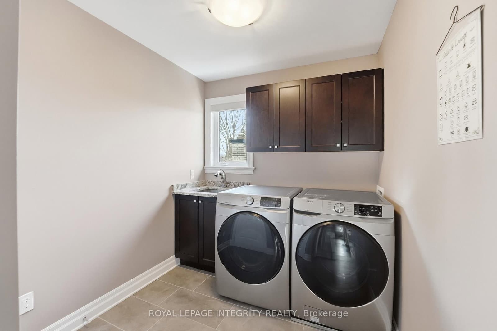476 Ancaster Avenue thumbnail 27