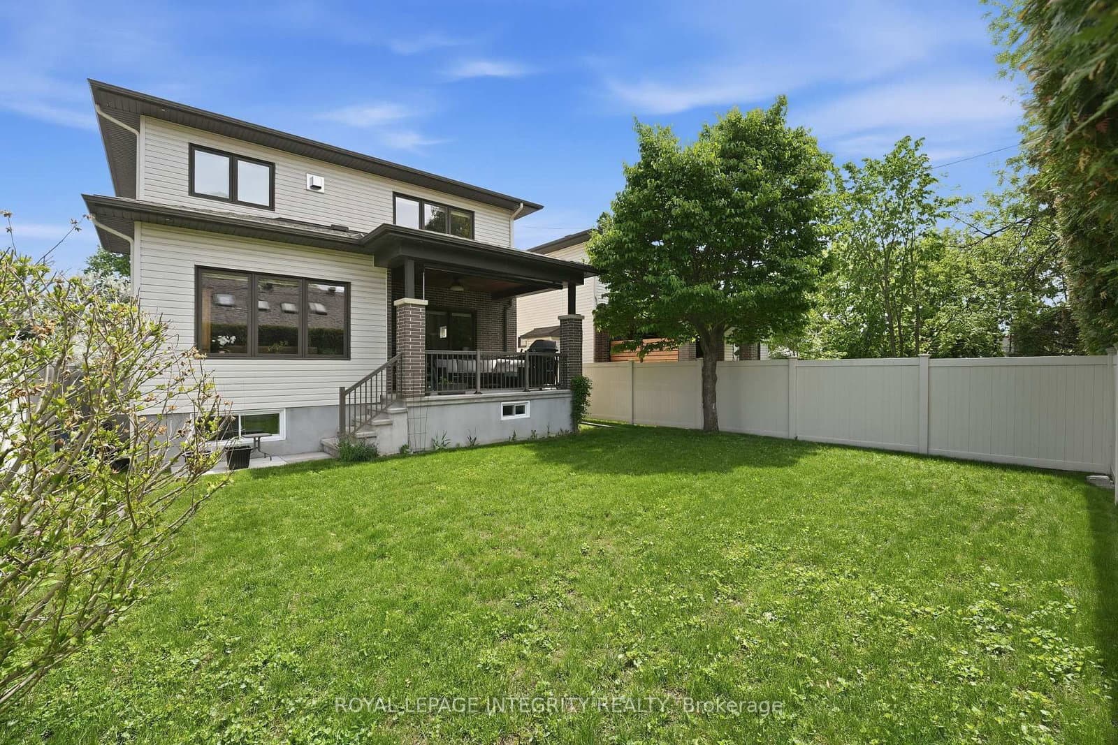 476 Ancaster Avenue thumbnail 36