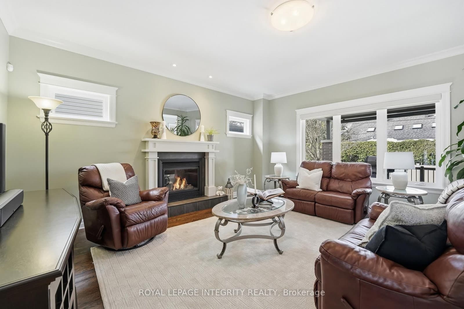 476 Ancaster Avenue thumbnail 8